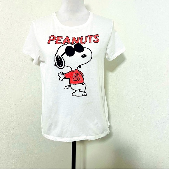 Peanuts Juniors' Large White EUC Snoopy “Joe Cool” Graphic T-Shirt Casual - Picture 1 of 4